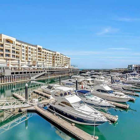 Waterfront Resort-Style Living At Glenelg Beach Adelaide Exterior photo